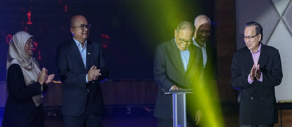 MAJLIS INSPIRING DE' TEA LOGUE ALUMNI JAMINAN KERJAYA BERSAMA MENTERI BESAR PAHANG