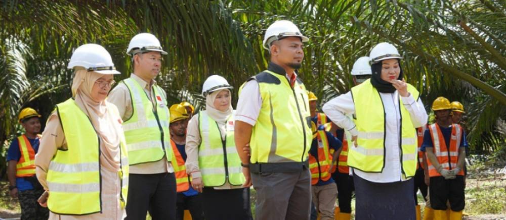 LAWATAN PEMANTAUAN PELATIH PROJEK RINTIS “PLANTATION TECHNICIAN”